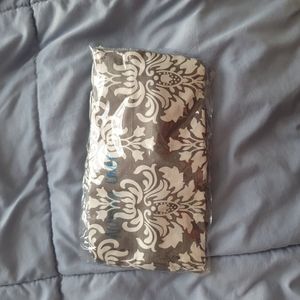 Nursing cover never used